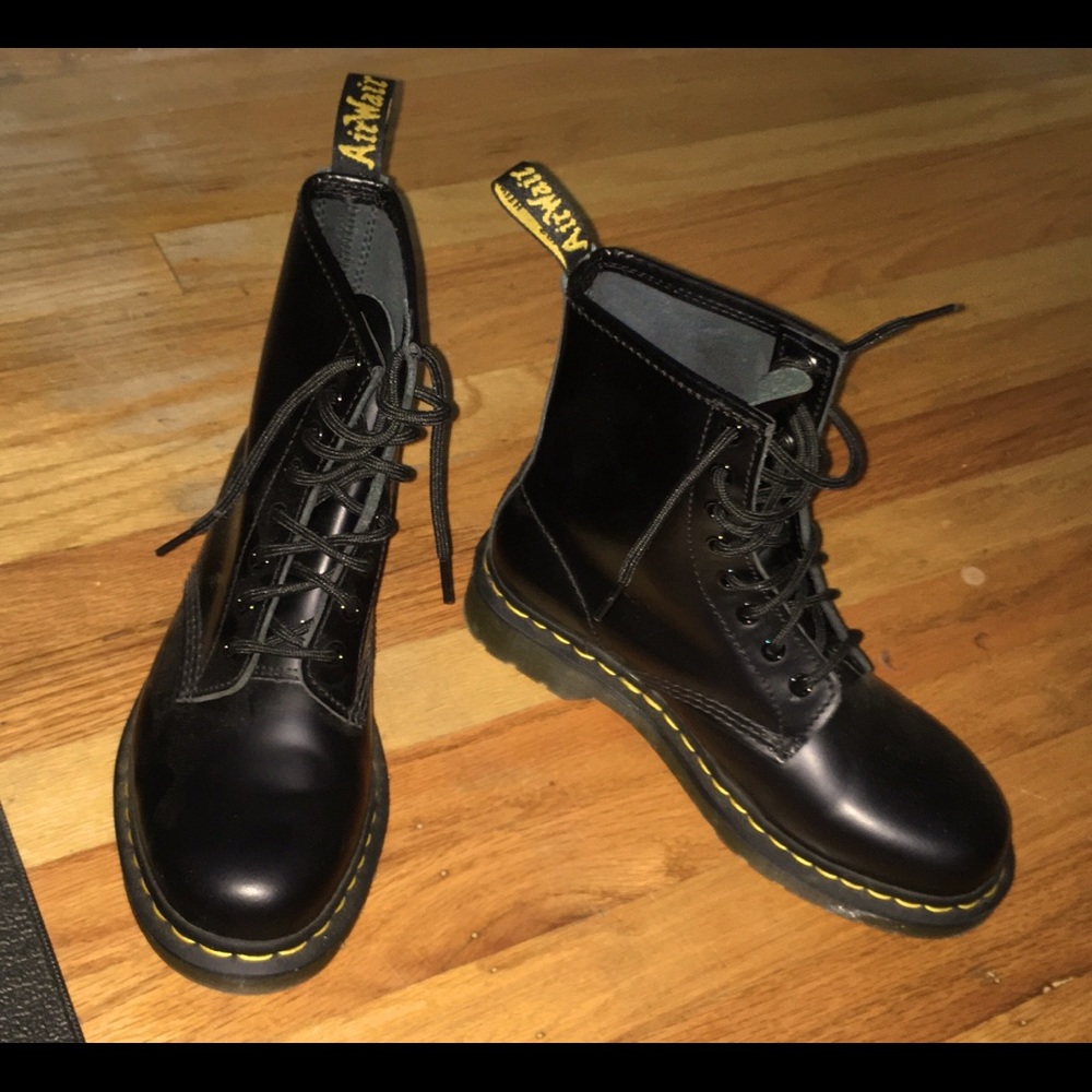 Doc Martens Unisex Smooth 1460 Boots